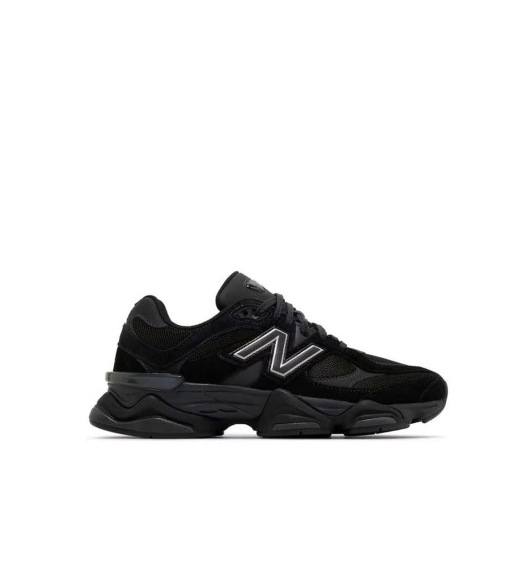 9060 'Black'