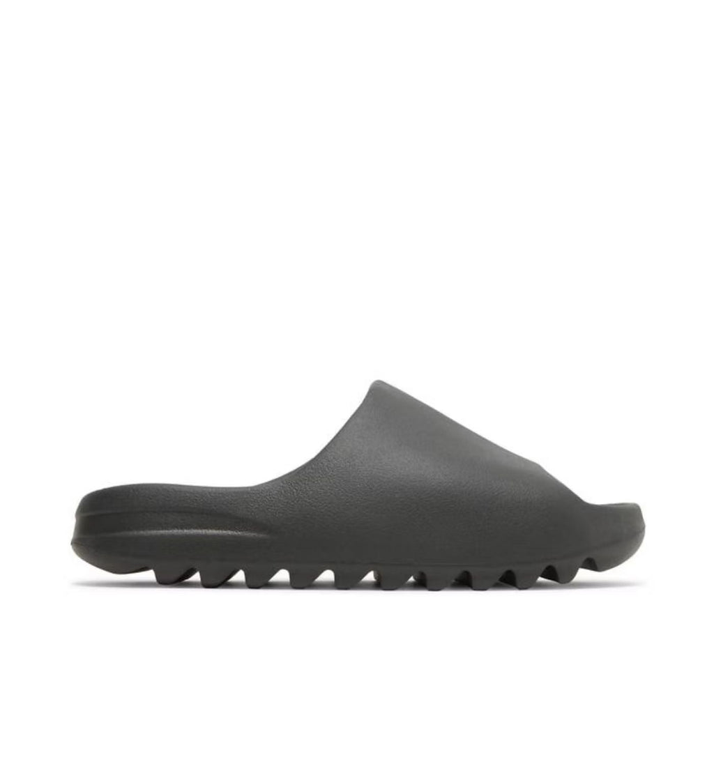 Yeezy Slides 'Onyx'