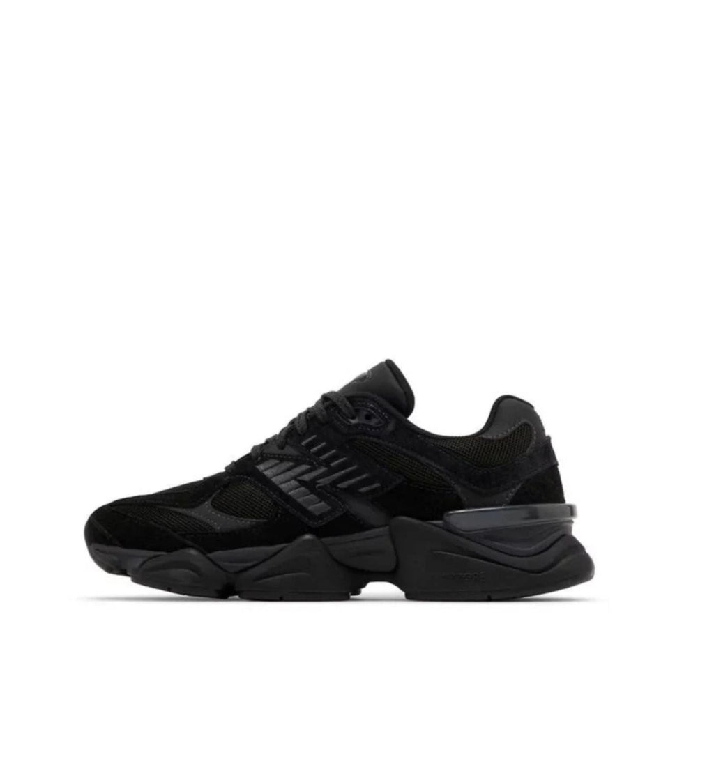 9060 'Black'